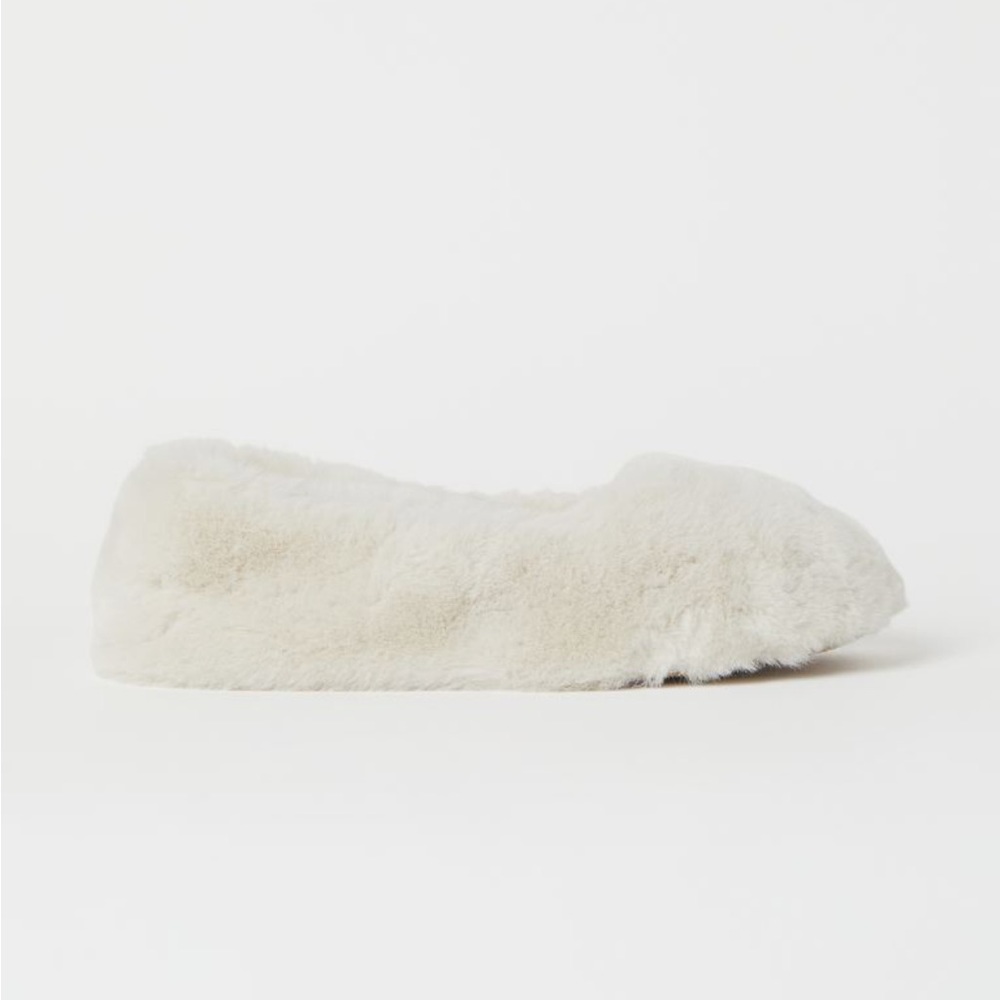 H&M Slippers - Picture 4 of 6